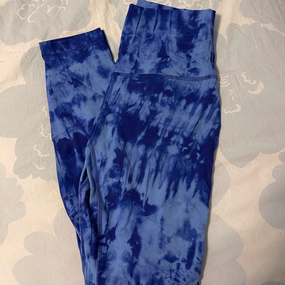 Lulu lemon Align 25 inch Size 4